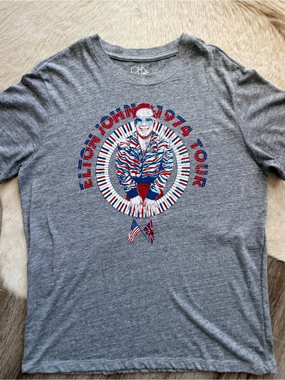 EUC Chaser Gray Short Sleeve Graphic Tee with Red, White & Blue Elton Design